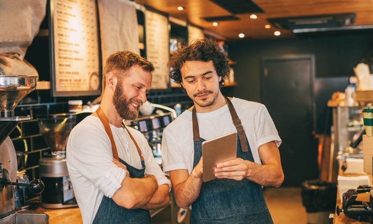 SIMPLE IRA and 401(k): Evaluating the Benefits and Drawbacks of Both Options